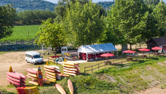 Base de location de canoë sur la Dordogne (24) à Vitrac